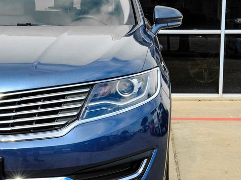 Used 2018 Lincoln MKX Select w/ Select Plus Package image 48