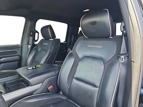 Used 2024 RAM 1500 Laramie AWD/4WD image 15