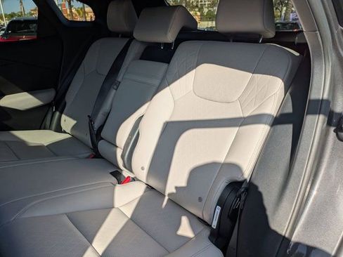 Used 2025 Lexus RX 350 image 27