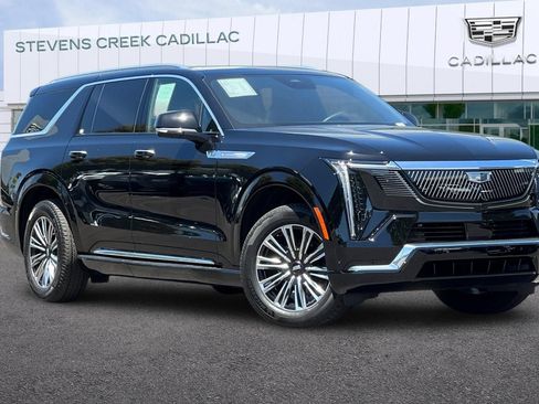 Used 2026 Cadillac Escalade IQL Luxury AWD/4WD image 1