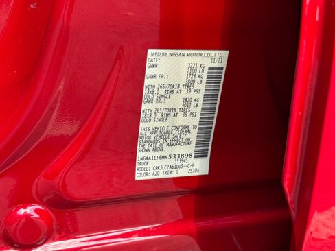 Used 2021 Nissan Titan SV w/ SV Convenience Package RWD image 39