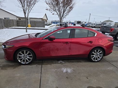Used 2020 MAZDA MAZDA3 AWD Sedan w/ Premium Package image 6