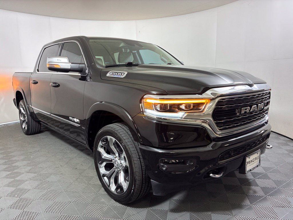 Used 2023 RAM 1500 Limited AWD/4WD image 4