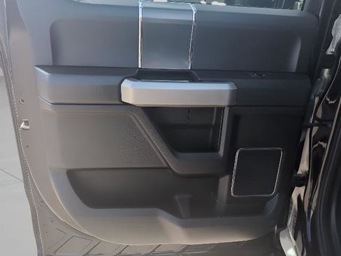 Certified 2019 Ford F150 Lariat w/ Equipment Group 502A Luxury image 17