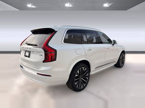 New 2026 Volvo XC90 T8 Plus w/ Protection Package Premier AWD/4WD image 9