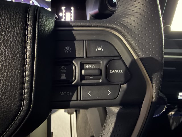 Used 2026 Toyota 4Runner SR5 AWD/4WD image 19
