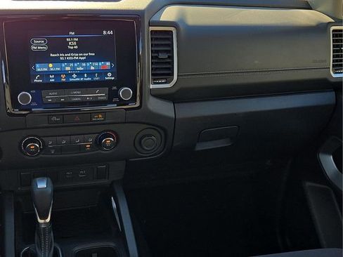 Used 2023 Nissan Frontier SV image 19
