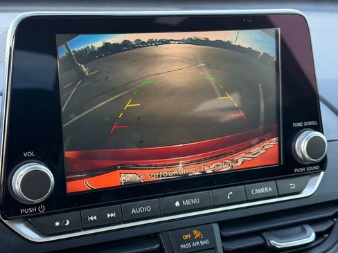 Certified 2024 Nissan Altima 2.5 SV image 25