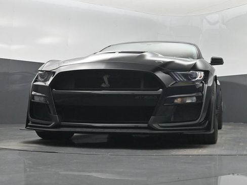 Used 2021 Ford Mustang Shelby GT500 w/ Technology Package RWD image 31