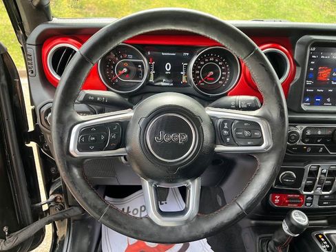 Used 2020 Jeep Gladiator Rubicon AWD/4WD image 12