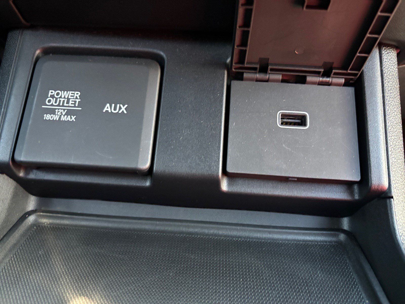 Used 2021 Acura RDX w/ Advance Package FWD image 32