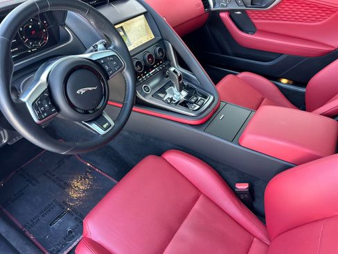 Used 2022 Jaguar F-TYPE R AWD/4WD image 4