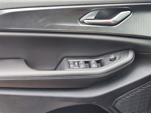 New 2025 Jeep Grand Cherokee Laredo w/ Luxury Tech Group I image 16