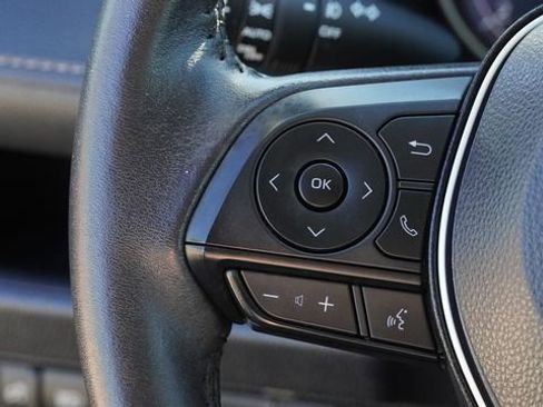 Used 2024 Toyota RAV4 XLE Premium image 31