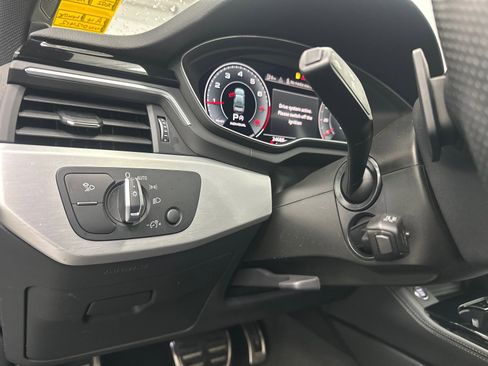Used 2022 Audi A4 2.0T Premium Plus image 33