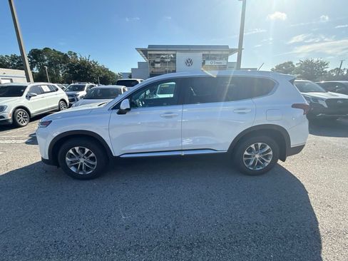 Used 2020 Hyundai Santa Fe SE FWD image 3