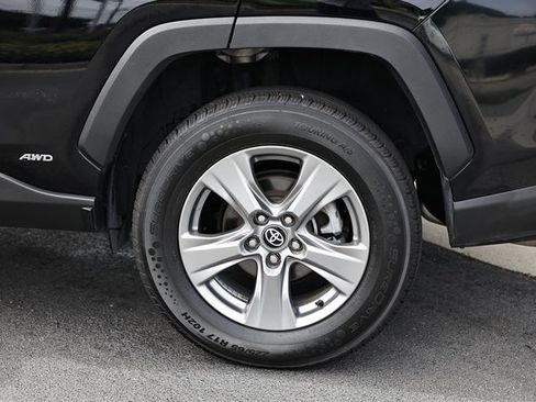 Used 2024 Toyota RAV4 XLE image 6