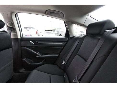 Used 2019 Honda Accord EX image 13