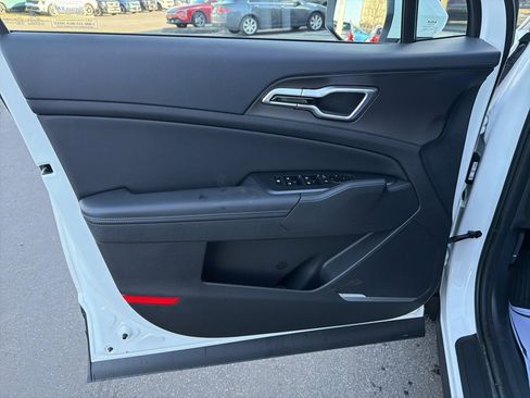 New 2026 Kia Sportage EX image 28