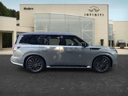 Certified 2026 INFINITI QX80 Autograph w/ Premium Cargo Package AWD/4WD image 4