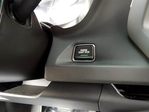 Used 2021 Chevrolet Camaro LT w/ RS Package image 26