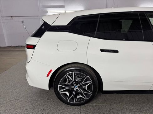 Used 2026 BMW iX xDrive45 AWD/4WD image 7