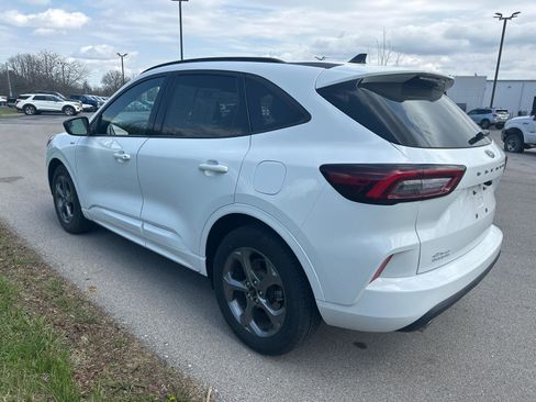 Used 2023 Ford Escape ST-Line w/ Cold Weather Package image 11