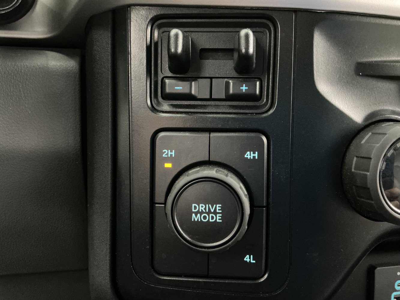 Used 2023 Ford F350 XL AWD/4WD image 38