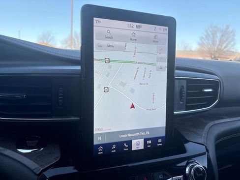 Used 2022 Ford Explorer Platinum w/ Equipment Group 601A AWD/4WD image 23