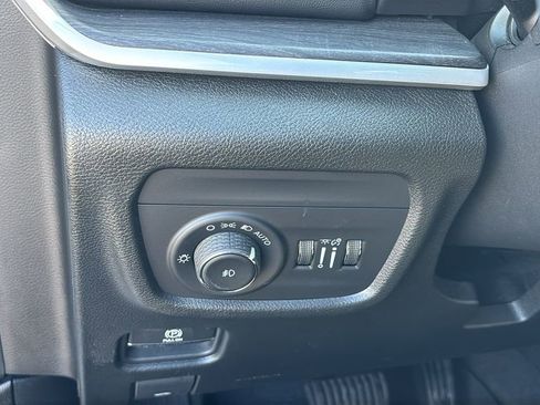 Used 2021 Jeep Grand Cherokee L Limited image 15