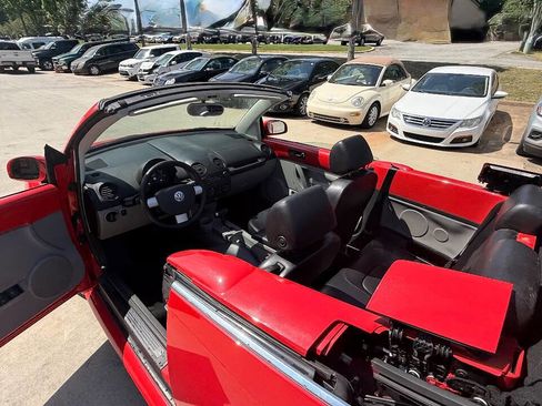 Used 2004 Volkswagen Beetle GLS FWD image 45