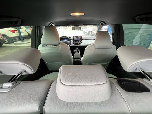 Used 2019 Toyota Corolla XSE image 7