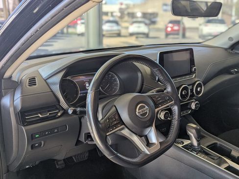 Used 2020 Nissan Sentra SV w/ Electronics Package image 12