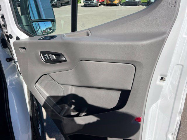 Used 2023 Ford Transit 250 148 High Roof RWD image 10