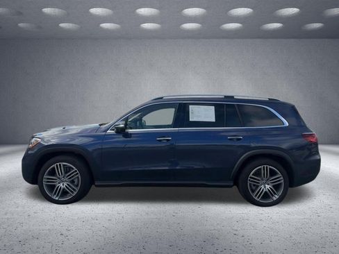 Used 2025 Mercedes-Benz GLS 450 4MATIC image 4