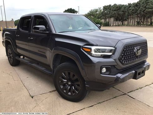 Used 2023 Toyota Tacoma Limited w/ Nightshade Package RWD image 4