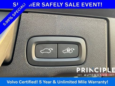 Certified 2023 Volvo XC60 B5 Plus w/ Protection Package Premier FWD image 29