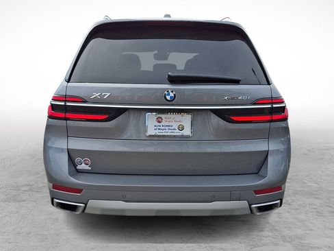 Used 2026 BMW X7 xDrive40i AWD/4WD image 4