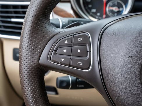 Used 2018 Mercedes-Benz GLE 350 image 23