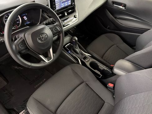 Used 2021 Toyota Corolla SE w/ SE Preferred Package FWD image 11