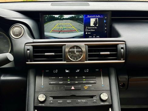 Used 2017 Lexus IS 300 AWD w/ Navigation System Package image 17