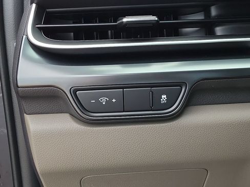 New 2027 Kia Carnival FWD image 28
