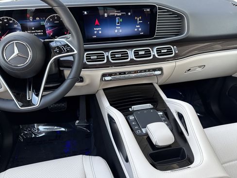 Certified 2026 Mercedes-Benz GLE 450 4MATIC image 12