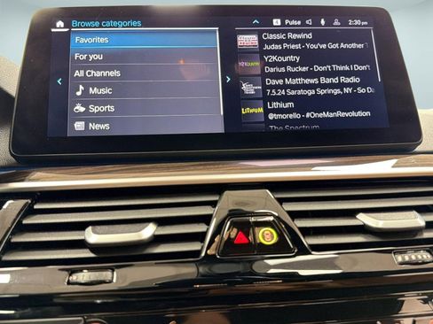 Certified 2023 BMW 530e xDrive w/ Premium Package image 23