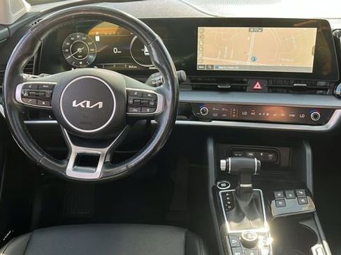 Used 2023 Kia Sportage SX AWD/4WD image 4