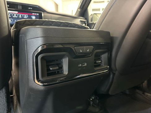 Used 2023 GMC Sierra 1500 AT4X AWD/4WD image 39