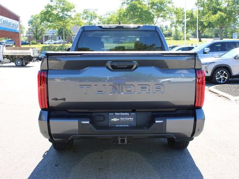 Used 2023 Toyota Tundra SR5 w/ SR5 Convenience Package AWD/4WD image 32