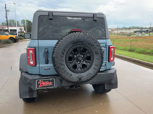 Used 2022 Ford Bronco Wildtrak image 8