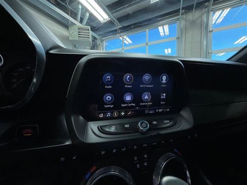 Used 2020 Chevrolet Camaro LT w/ RS Package image 18