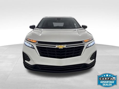 Used 2024 Chevrolet Equinox LS w/ LS Convenience Package FWD image 2